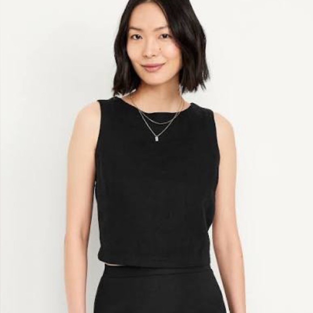 Old Navy Black Linen Button-Back Top